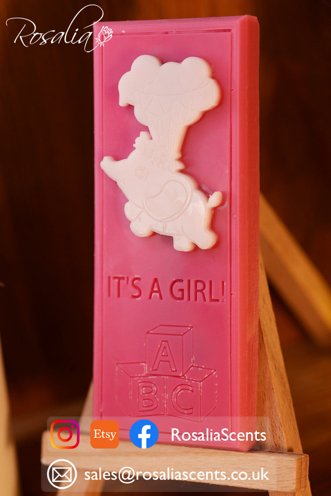 "It's a Girl" Elephant Snap Bar Mould
