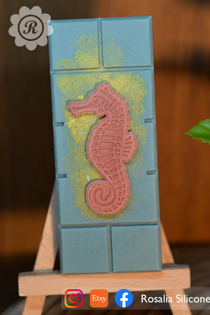Seahorse' Snap Bar Mould