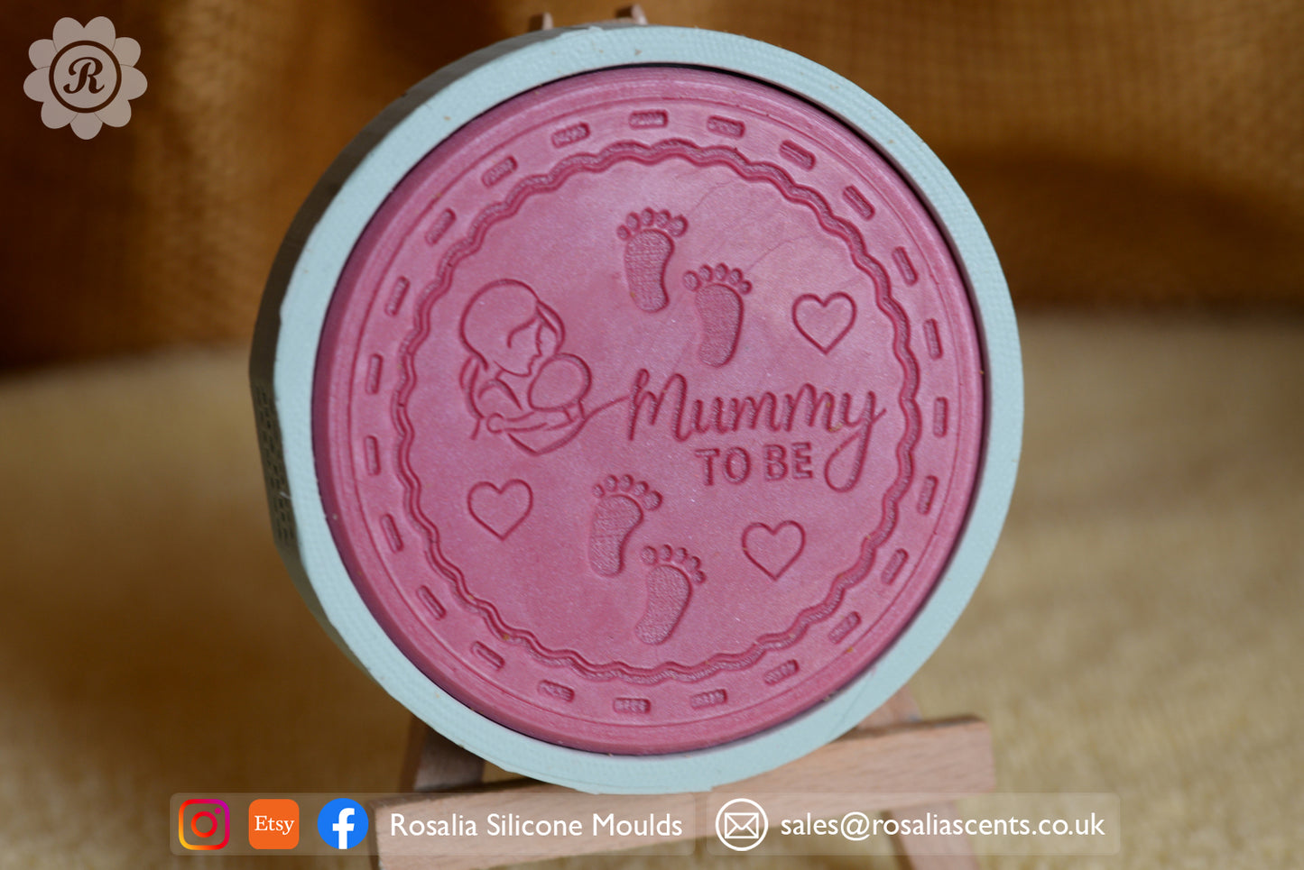 Mummy to Be' Baby Footprints Round 80mm Snap Bar Mould