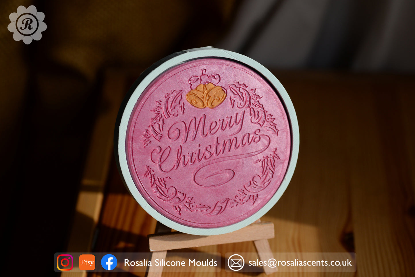 Merry Christmas Bells and Holly Round 100mm Snap Bar Mould