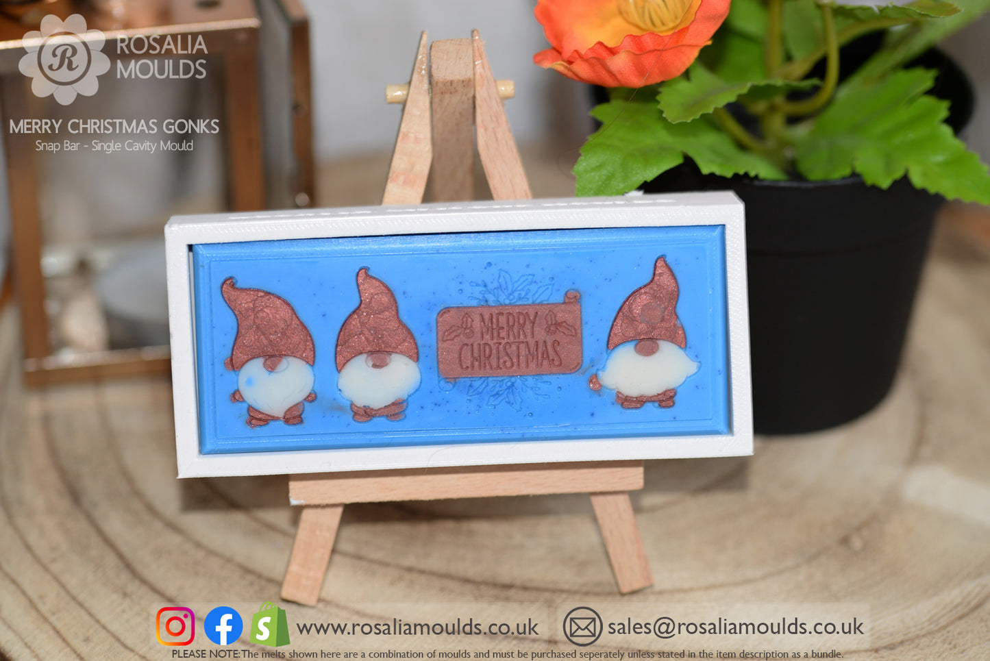 'Merry Christmas Gonks' Snap Bar Mould