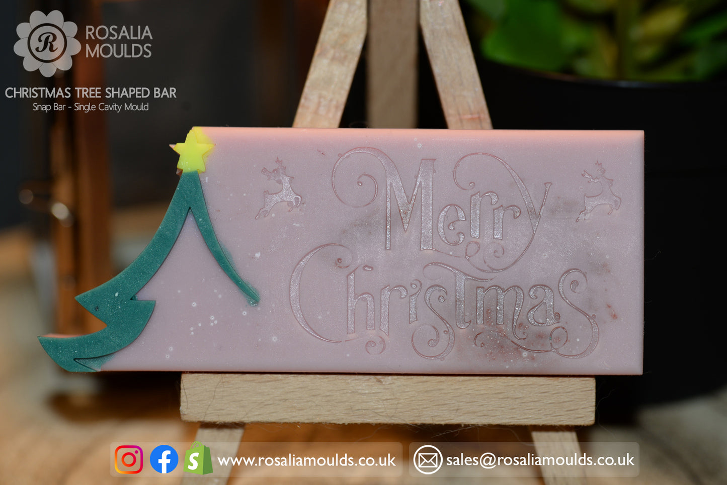 Merry Christmas 'Tree Shaped' Snap Bar