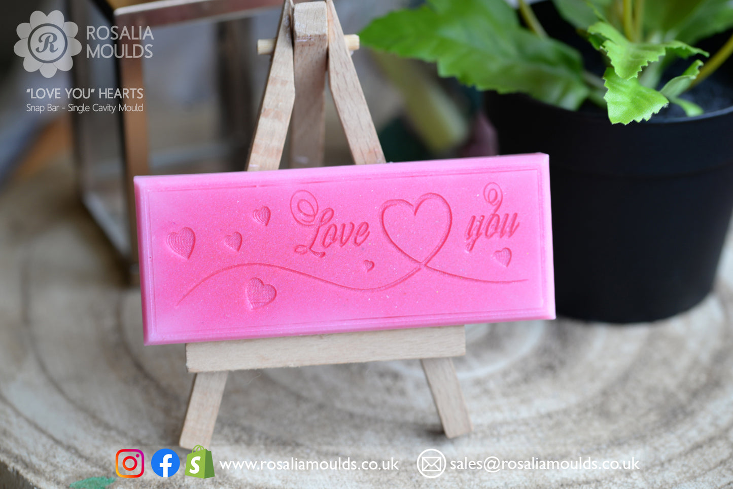'Love You' Hearts Snap Bar Mould