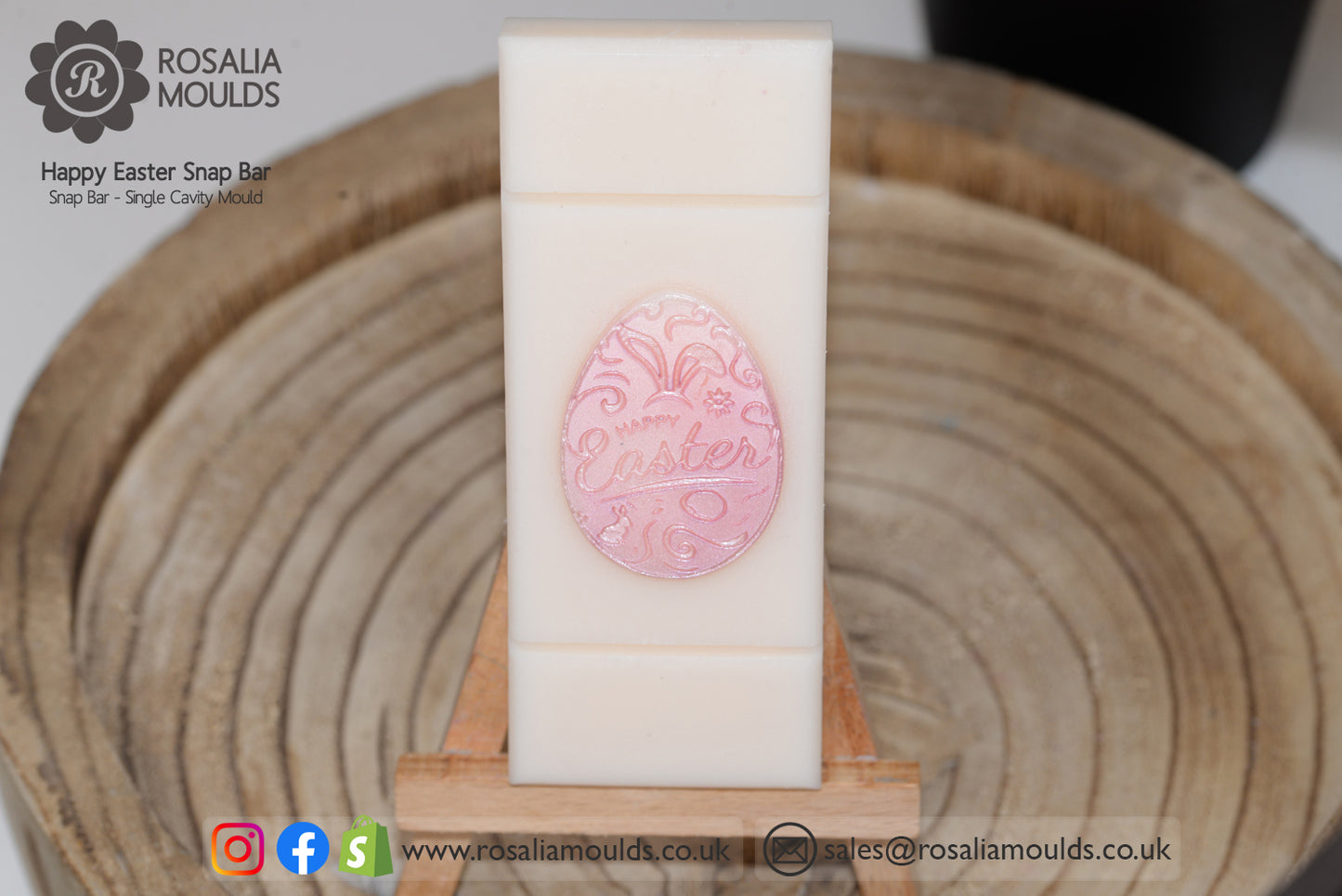 'Happy Easter' 3D Egg Snap Bar Mould