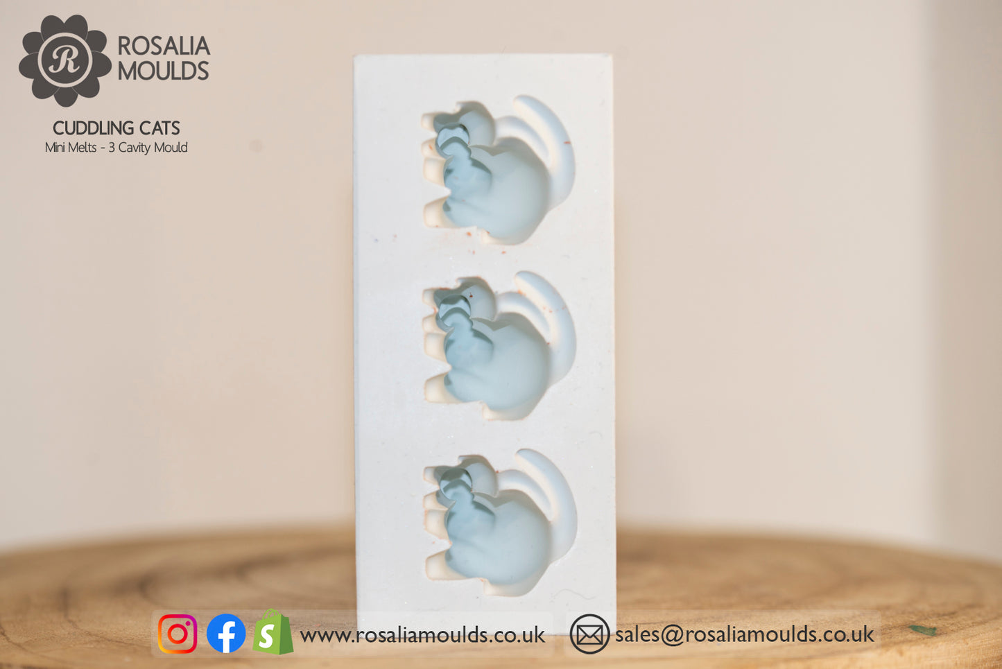 'Cuddling Cats' 3 Cavity Wax Melt Mould