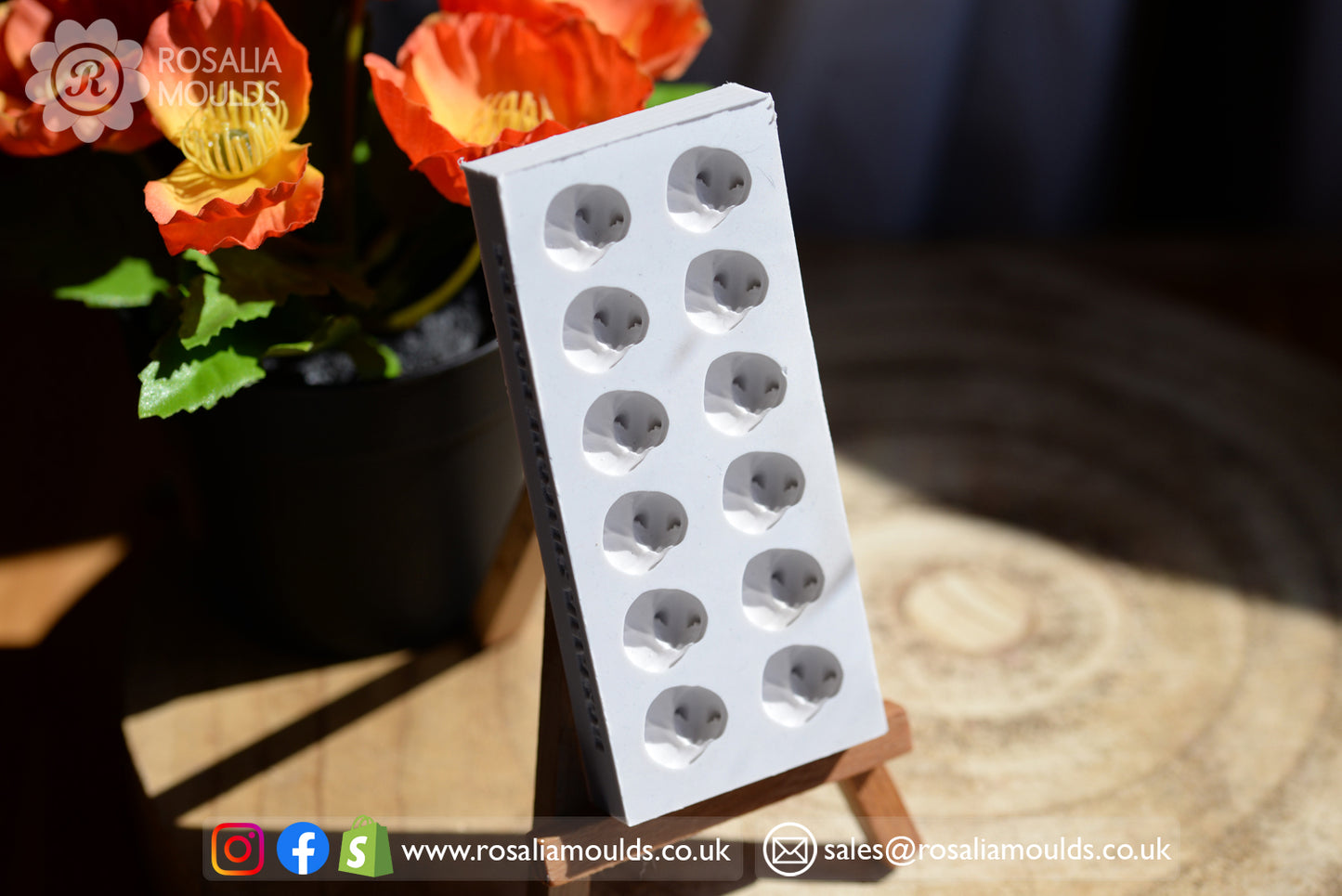 3D Pumpkin with Faces 10 Cavity Wax Melt Mould