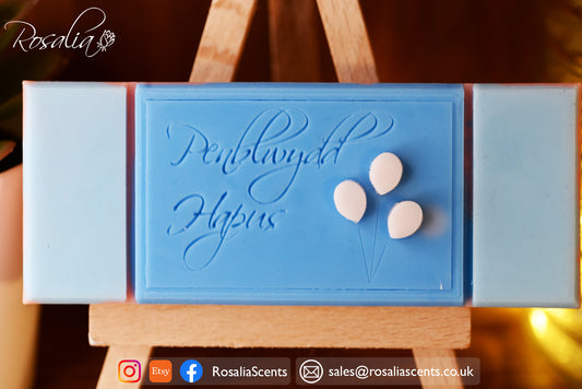 Welsh 'Happy Birthday' Snap Bar Mould
