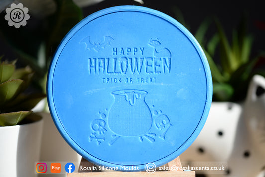 Happy Halloween Cauldron Round 100mm Snap Bar Mould