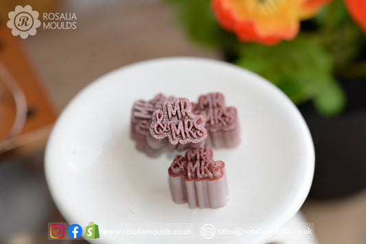 Wedding 'MR & MRS' 10 Cavity Wax Melt Mould