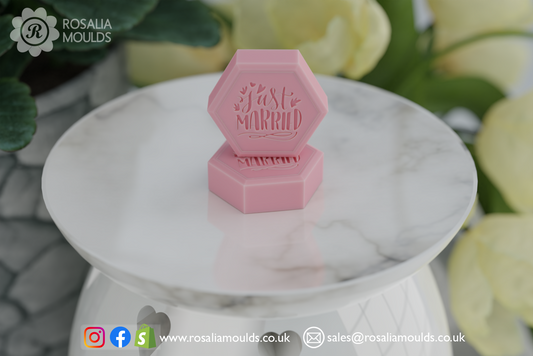HexiMelts 'Just Married' 2 Cavity Wax Melt Mould